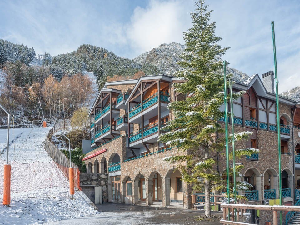 Отличное расположение Ushuaia The Mountain Hotel  Arinsal